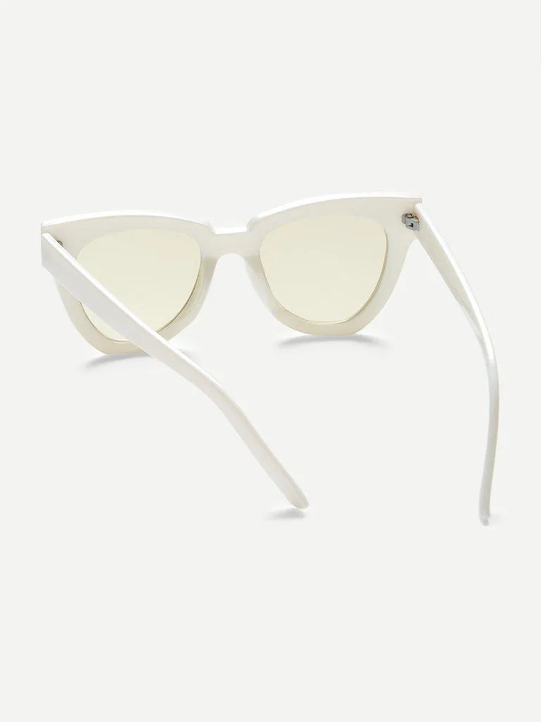 Chunky Frame Cat Eye Sunglasses